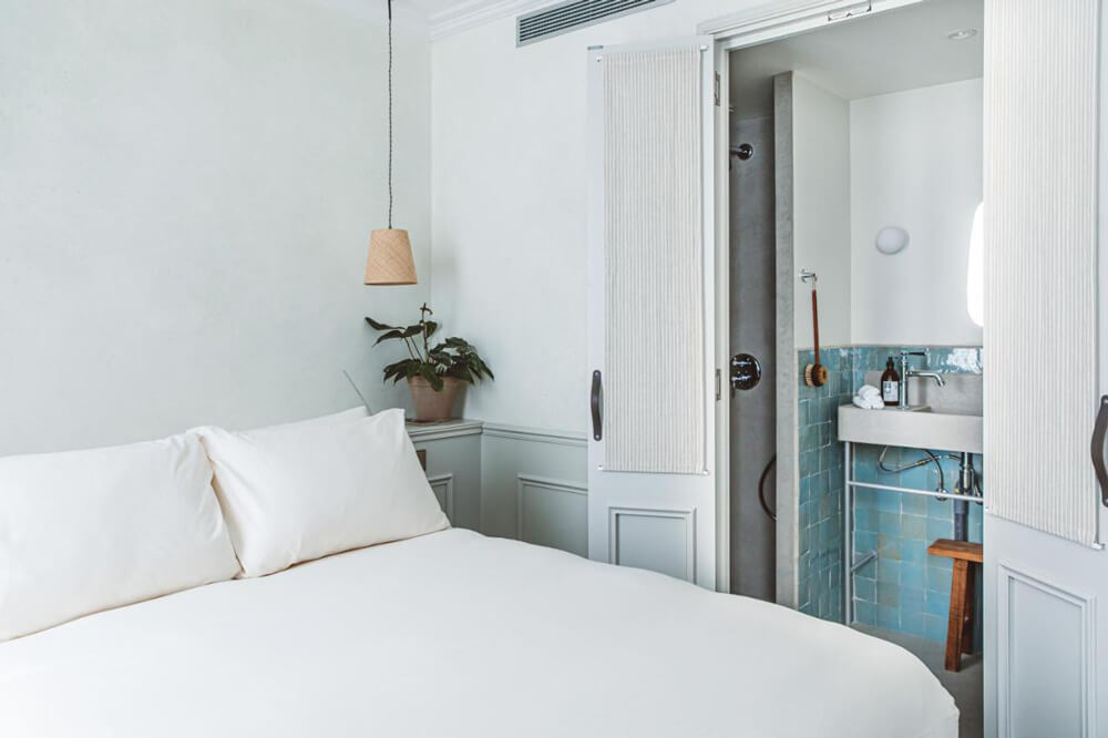 Hoy Paris double room